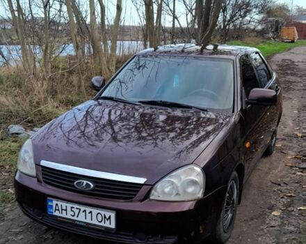 Красный ВАЗ 2172 Priora, объемом двигателя 1.6 л и пробегом 176 тыс. км за 2200 $, фото 1 на Automoto.ua