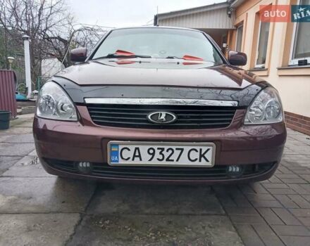 Красный ВАЗ 2172 Priora, объемом двигателя 1.6 л и пробегом 98 тыс. км за 3800 $, фото 1 на Automoto.ua