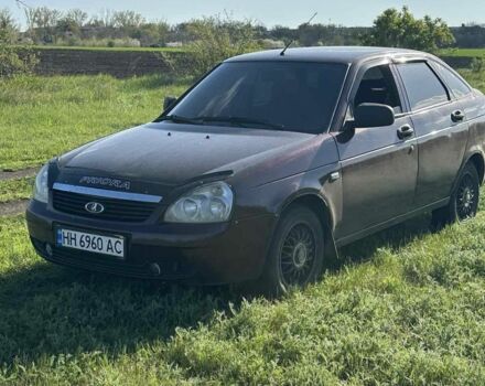 Красный ВАЗ 2172 Priora, объемом двигателя 1.6 л и пробегом 243 тыс. км за 2700 $, фото 1 на Automoto.ua