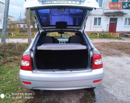 Сірий ВАЗ 2172 Priora, об'ємом двигуна 1.6 л та пробігом 110 тис. км за 2300 $, фото 16 на Automoto.ua