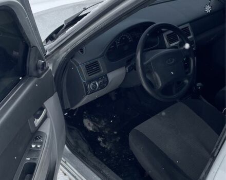 Серый ВАЗ 2172 Priora, объемом двигателя 1.6 л и пробегом 283 тыс. км за 3300 $, фото 7 на Automoto.ua