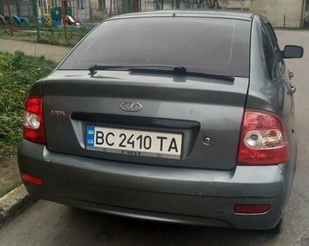 Серый ВАЗ 2172 Priora, объемом двигателя 1.6 л и пробегом 120 тыс. км за 1200 $, фото 3 на Automoto.ua