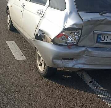 Серый ВАЗ 2172 Priora, объемом двигателя 1.6 л и пробегом 257 тыс. км за 1300 $, фото 10 на Automoto.ua