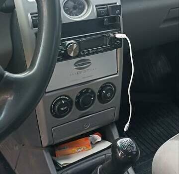 Серый ВАЗ 2172 Priora, объемом двигателя 1.6 л и пробегом 257 тыс. км за 1300 $, фото 4 на Automoto.ua