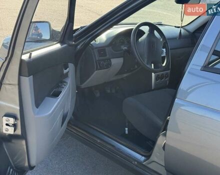 Сірий ВАЗ 2172 Priora, об'ємом двигуна 1.6 л та пробігом 93 тис. км за 3400 $, фото 6 на Automoto.ua