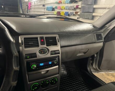 Сірий ВАЗ 2172 Priora, об'ємом двигуна 1.6 л та пробігом 187 тис. км за 2000 $, фото 11 на Automoto.ua