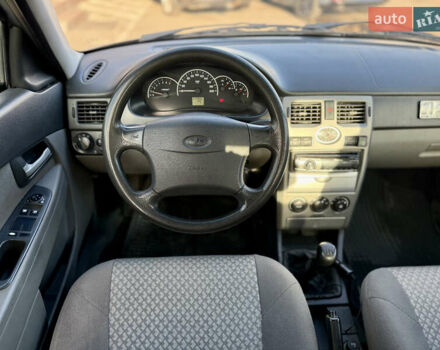 Серый ВАЗ 2172 Priora, объемом двигателя 1.6 л и пробегом 259 тыс. км за 1999 $, фото 17 на Automoto.ua