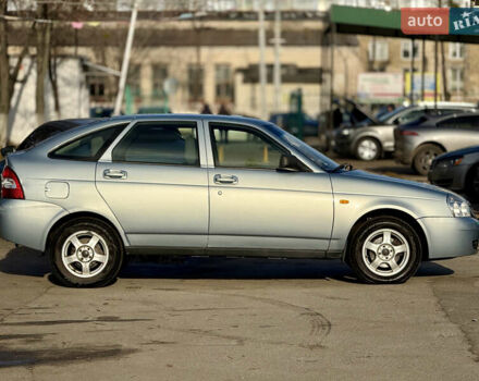 Серый ВАЗ 2172 Priora, объемом двигателя 1.6 л и пробегом 259 тыс. км за 1999 $, фото 1 на Automoto.ua