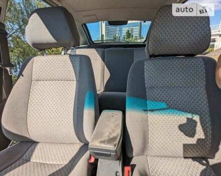 Сірий ВАЗ 2172 Priora, об'ємом двигуна 1.6 л та пробігом 259 тис. км за 2100 $, фото 24 на Automoto.ua