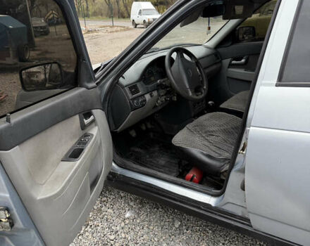 Серый ВАЗ 2172 Priora, объемом двигателя 1.6 л и пробегом 200 тыс. км за 1650 $, фото 7 на Automoto.ua