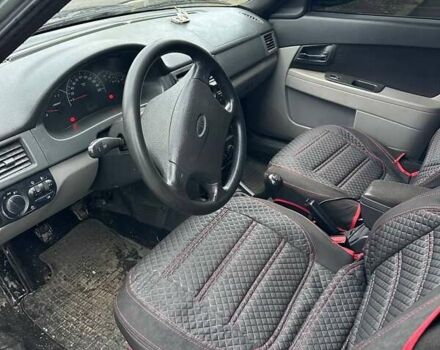 Сірий ВАЗ 2172 Priora, об'ємом двигуна 1.6 л та пробігом 180 тис. км за 1250 $, фото 10 на Automoto.ua