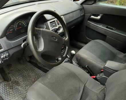 Сірий ВАЗ 2172 Priora, об'ємом двигуна 1.6 л та пробігом 142 тис. км за 3000 $, фото 7 на Automoto.ua