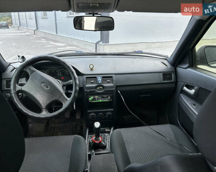 Серый ВАЗ 2172 Priora, объемом двигателя 1.6 л и пробегом 169 тыс. км за 2650 $, фото 7 на Automoto.ua