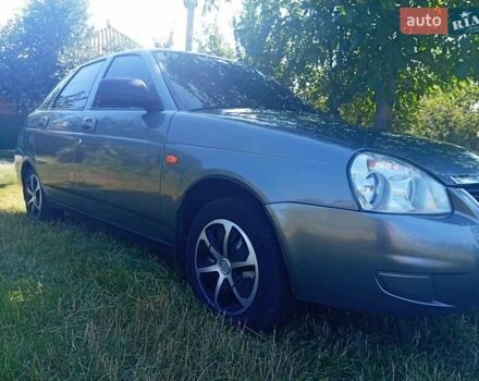 Сірий ВАЗ 2172 Priora, об'ємом двигуна 1.6 л та пробігом 180 тис. км за 2899 $, фото 1 на Automoto.ua