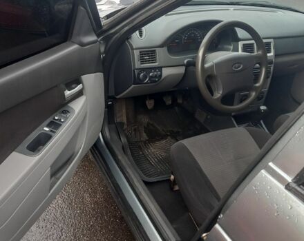 ВАЗ 2172 Priora 2010 у Кривому Розі на Automoto.ua Сірий ВАЗ 2172 Priora, об'ємом двигуна 1.6 л та пробігом 255 тис. км за 2500 $, фото 5 на Automoto.ua