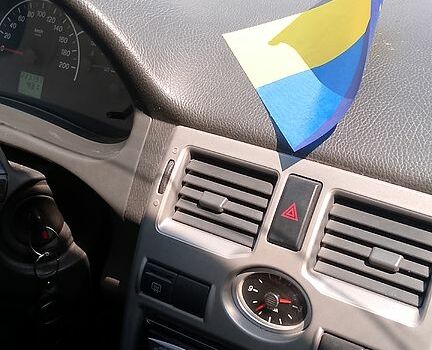 Сірий ВАЗ 2172 Priora, об'ємом двигуна 1.6 л та пробігом 110 тис. км за 2000 $, фото 1 на Automoto.ua
