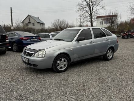 Серый ВАЗ 2172 Priora, объемом двигателя 1.6 л и пробегом 200 тыс. км за 1650 $, фото 1 на Automoto.ua