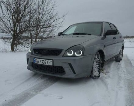 Серый ВАЗ 2172 Priora, объемом двигателя 1.6 л и пробегом 205 тыс. км за 3000 $, фото 1 на Automoto.ua