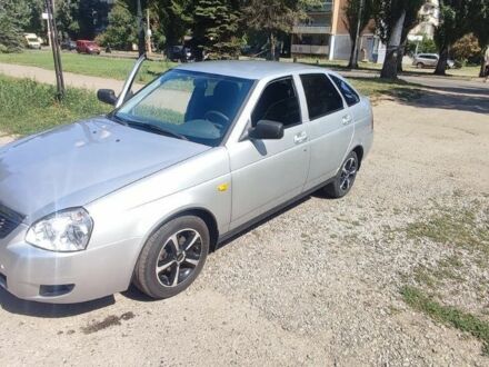 ВАЗ 2172 Priora 2010 в Славянске на Automoto.ua Серый ВАЗ 2172 Priora, объемом двигателя 0 л и пробегом 57 тыс. км за 3500 $, фото 1 на Automoto.ua