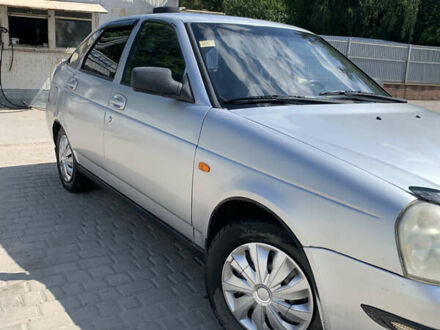 Сірий ВАЗ 2172 Priora, об'ємом двигуна 1.6 л та пробігом 164 тис. км за 2000 $, фото 1 на Automoto.ua