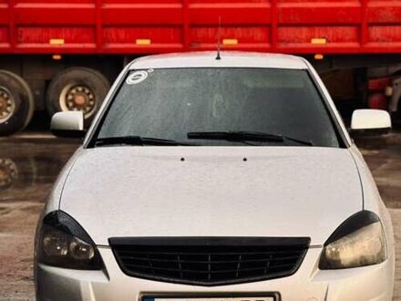 Серый ВАЗ 2172 Priora, объемом двигателя 1.6 л и пробегом 200 тыс. км за 4200 $, фото 1 на Automoto.ua