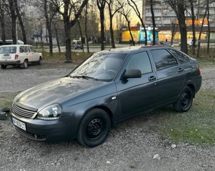 Сірий ВАЗ 2172 Priora, об'ємом двигуна 1.6 л та пробігом 140 тис. км за 1999 $, фото 1 на Automoto.ua