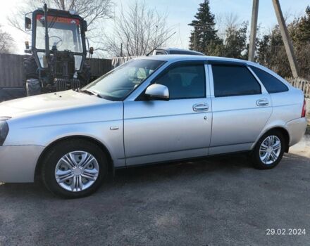 Серый ВАЗ 2172 Priora, объемом двигателя 1.6 л и пробегом 122 тыс. км за 2950 $, фото 1 на Automoto.ua