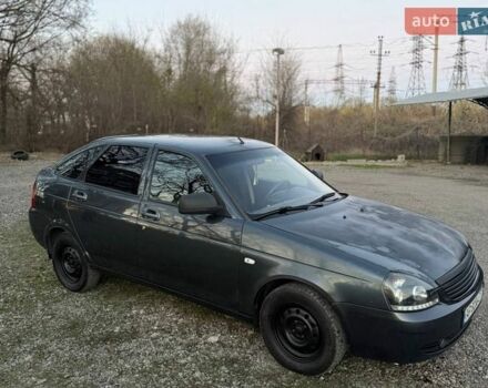 Сірий ВАЗ 2172 Priora, об'ємом двигуна 1.6 л та пробігом 140 тис. км за 1999 $, фото 1 на Automoto.ua