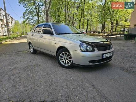 ВАЗ 2172 Priora 2012 в Харькове на Automoto.ua Серый ВАЗ 2172 Priora, объемом двигателя 1.6 л и пробегом 165 тыс. км за 3200 $, фото 1 на Automoto.ua