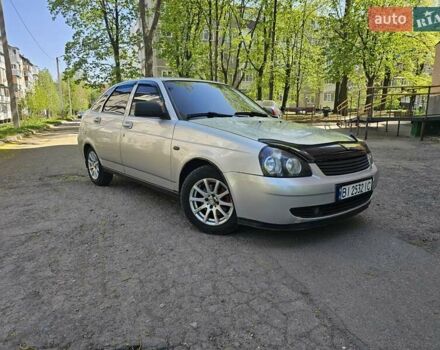 Серый ВАЗ 2172 Priora, объемом двигателя 1.6 л и пробегом 165 тыс. км за 2800 $, фото 1 на Automoto.ua