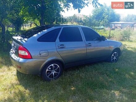 Сірий ВАЗ 2172 Priora, об'ємом двигуна 1.6 л та пробігом 180 тис. км за 2850 $, фото 1 на Automoto.ua