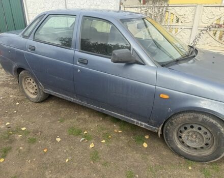 Синий ВАЗ 2172 Priora, объемом двигателя 1.6 л и пробегом 270 тыс. км за 1600 $, фото 2 на Automoto.ua