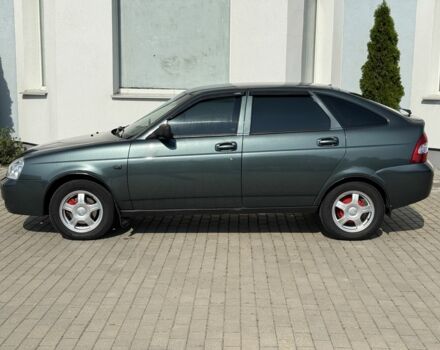 Зеленый ВАЗ 2172 Priora, объемом двигателя 1.6 л и пробегом 87 тыс. км за 3300 $, фото 6 на Automoto.ua