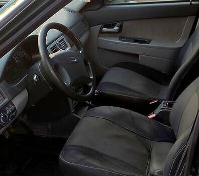 Зеленый ВАЗ 2172 Priora, объемом двигателя 1.6 л и пробегом 250 тыс. км за 2000 $, фото 6 на Automoto.ua