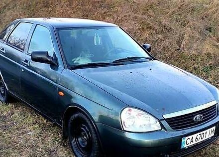 Зеленый ВАЗ 2172 Priora, объемом двигателя 1.6 л и пробегом 250 тыс. км за 2000 $, фото 11 на Automoto.ua