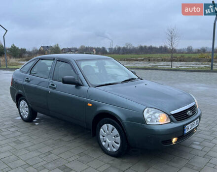 Зеленый ВАЗ 2172 Priora, объемом двигателя 1.6 л и пробегом 148 тыс. км за 3300 $, фото 3 на Automoto.ua