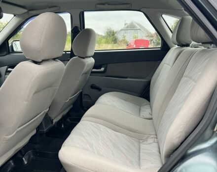 Зеленый ВАЗ 2172 Priora, объемом двигателя 1.6 л и пробегом 148 тыс. км за 3700 $, фото 11 на Automoto.ua