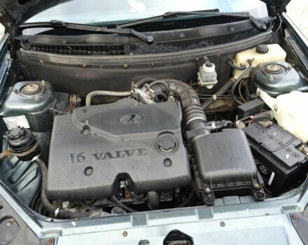 Зеленый ВАЗ 2172 Priora, объемом двигателя 1.6 л и пробегом 257 тыс. км за 3500 $, фото 7 на Automoto.ua