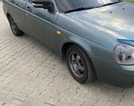 Зеленый ВАЗ 2172 Priora, объемом двигателя 1.6 л и пробегом 254 тыс. км за 3500 $, фото 4 на Automoto.ua