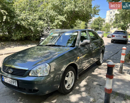 Зелений ВАЗ 2172 Priora, об'ємом двигуна 1.6 л та пробігом 63 тис. км за 3800 $, фото 8 на Automoto.ua