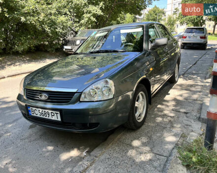 Зелений ВАЗ 2172 Priora, об'ємом двигуна 1.6 л та пробігом 63 тис. км за 3800 $, фото 4 на Automoto.ua