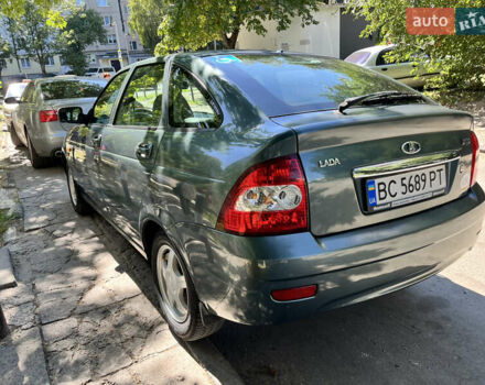 Зелений ВАЗ 2172 Priora, об'ємом двигуна 1.6 л та пробігом 63 тис. км за 3800 $, фото 10 на Automoto.ua