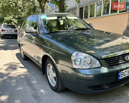 Зелений ВАЗ 2172 Priora, об'ємом двигуна 1.6 л та пробігом 63 тис. км за 3800 $, фото 2 на Automoto.ua