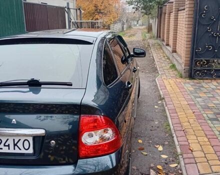 Зеленый ВАЗ 2172 Priora, объемом двигателя 1.6 л и пробегом 87 тыс. км за 3800 $, фото 4 на Automoto.ua