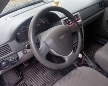 Зеленый ВАЗ 2172 Priora, объемом двигателя 1.6 л и пробегом 87 тыс. км за 3800 $, фото 20 на Automoto.ua