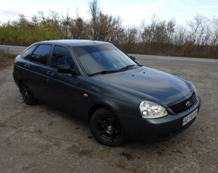 Зеленый ВАЗ 2172 Priora, объемом двигателя 1.6 л и пробегом 257 тыс. км за 3500 $, фото 1 на Automoto.ua