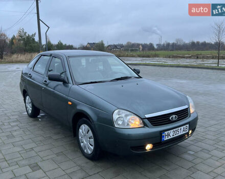 Зеленый ВАЗ 2172 Priora, объемом двигателя 1.6 л и пробегом 148 тыс. км за 3300 $, фото 1 на Automoto.ua