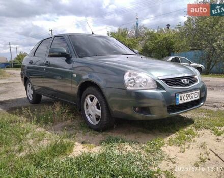 Зеленый ВАЗ 2172 Priora, объемом двигателя 1.6 л и пробегом 184 тыс. км за 3299 $, фото 1 на Automoto.ua