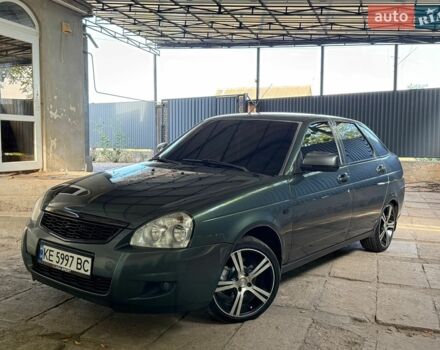 Зеленый ВАЗ 2172 Priora, объемом двигателя 1.6 л и пробегом 151 тыс. км за 3995 $, фото 1 на Automoto.ua