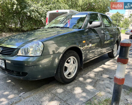 Зелений ВАЗ 2172 Priora, об'ємом двигуна 1.6 л та пробігом 63 тис. км за 3800 $, фото 1 на Automoto.ua